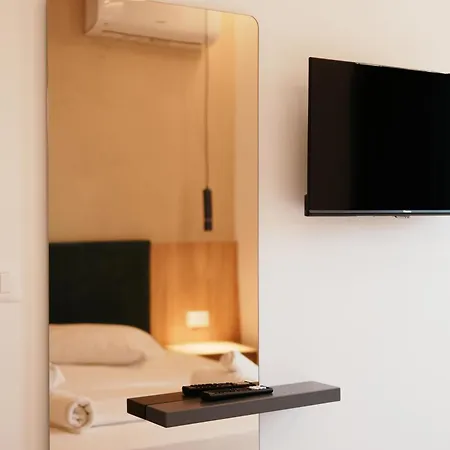 Solis B&B