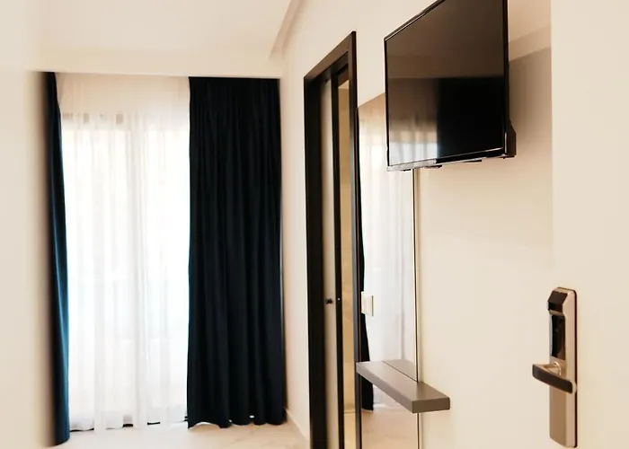 Solis Bed & Breakfast Vlorë
